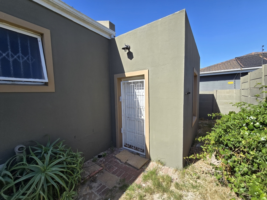 3 Bedroom Property for Sale in Parklands Western Cape